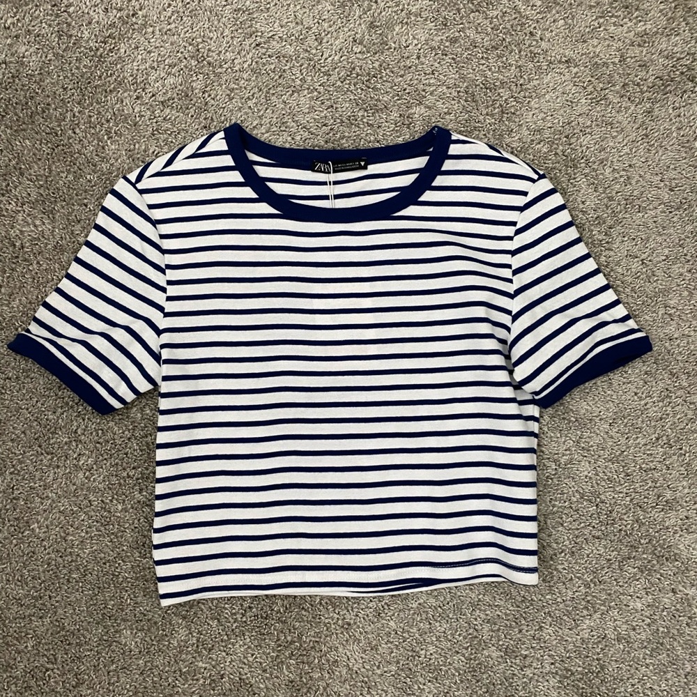 Stripped top
